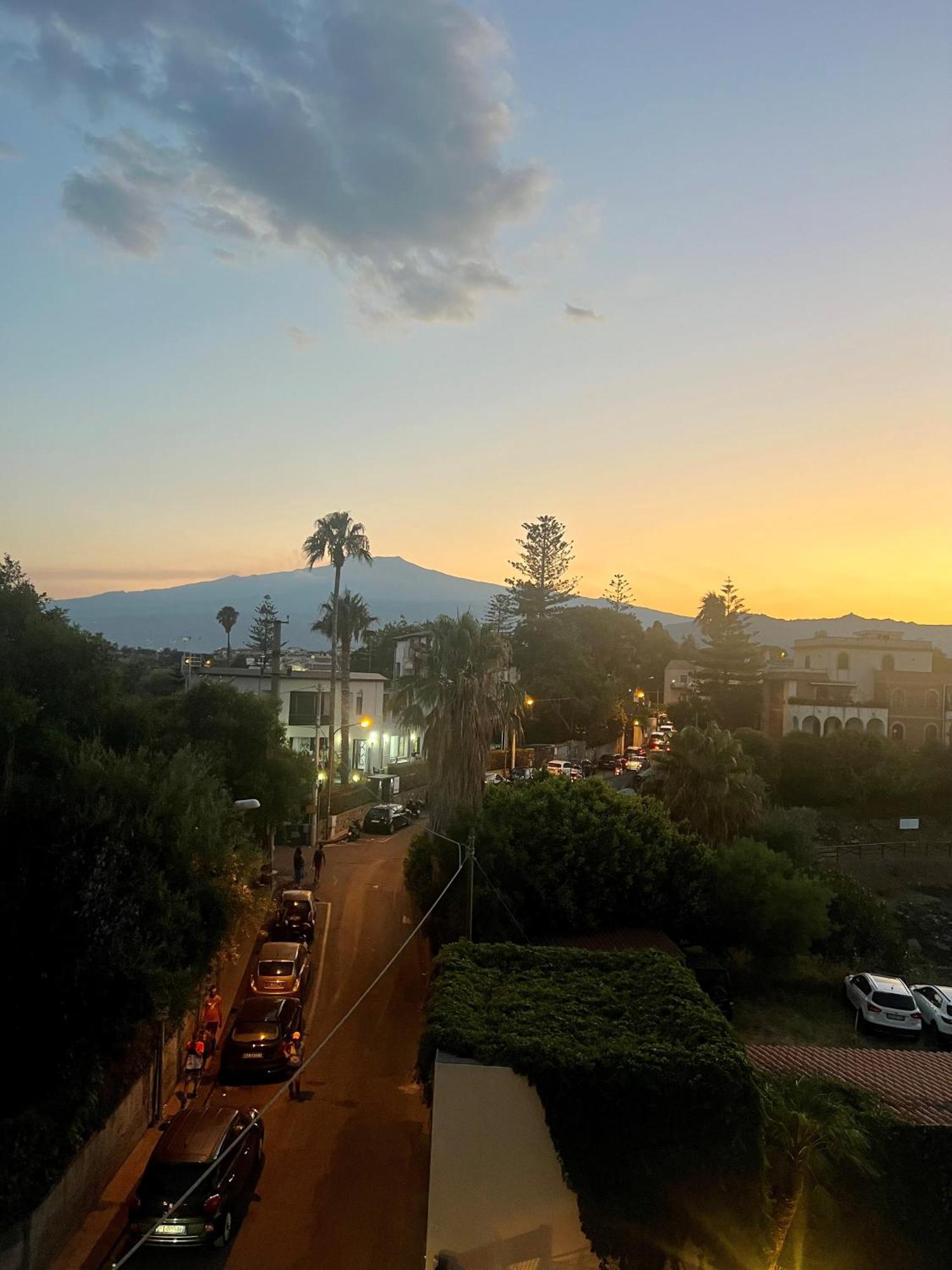 Perla Sul Mare Apartments Giardini Naxos Exteriér fotografie