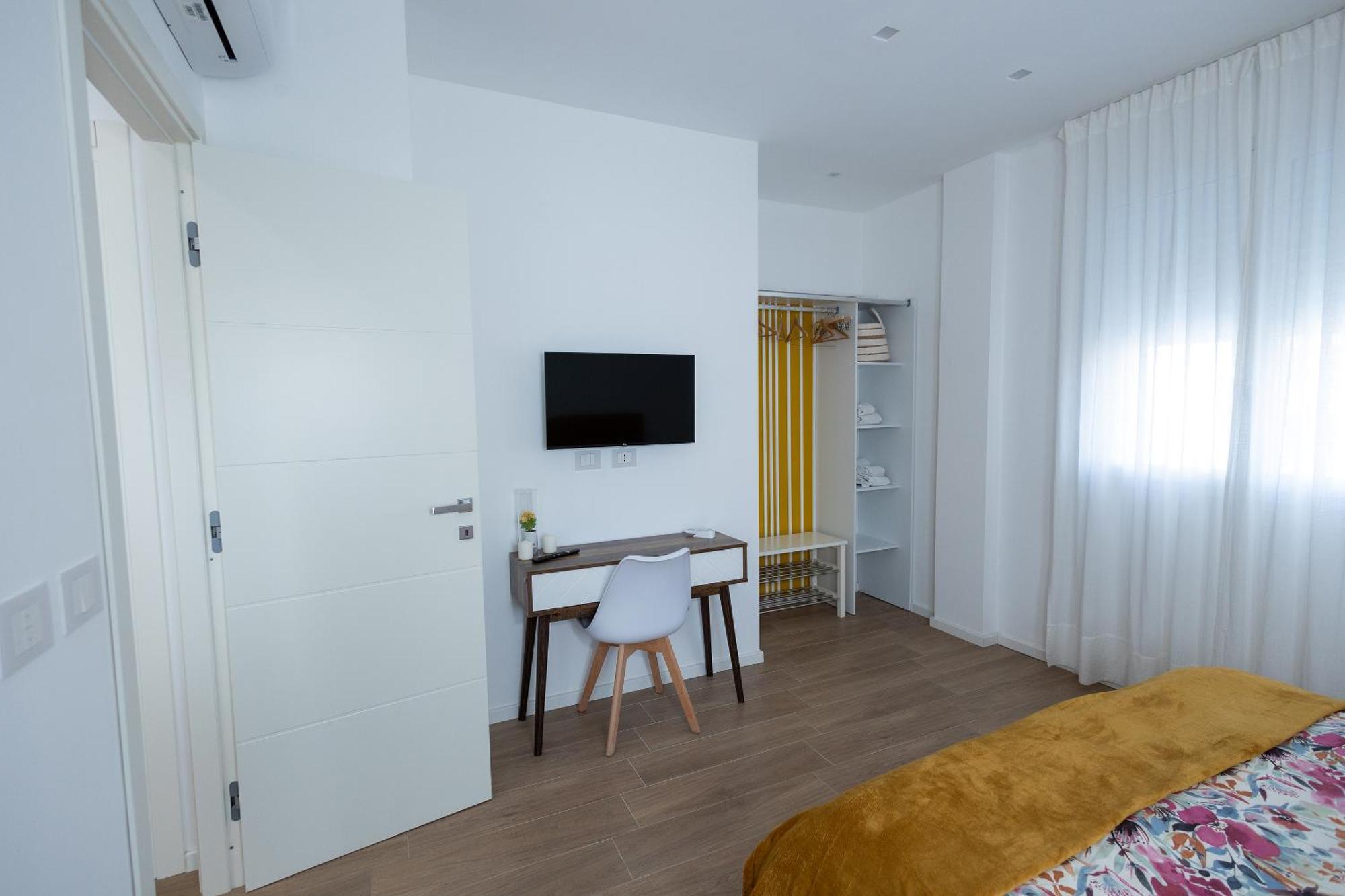 Perla Sul Mare Apartments Giardini Naxos Exteriér fotografie