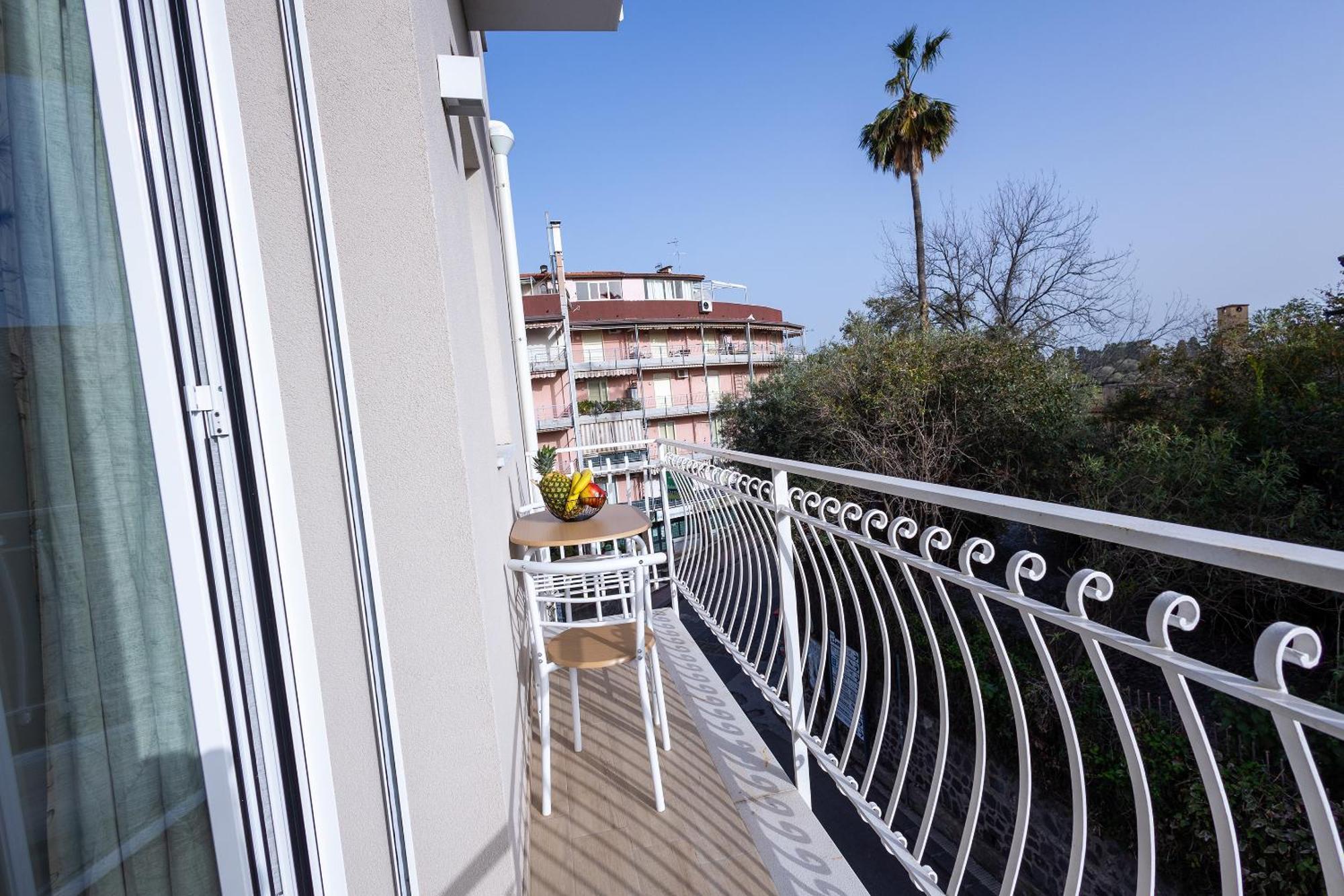 Perla Sul Mare Apartments Giardini Naxos Exteriér fotografie